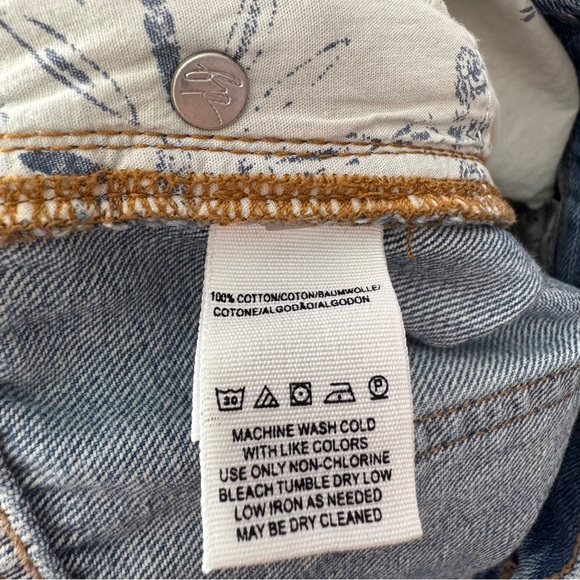 We The Free Free People Regular Mid Rise Blue Jeans Distressed Slouchy Size 29 - Picture 9 of 11